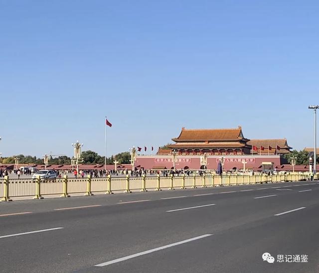 天安门城楼多高，国旗杆高度是多少米（天安门，天知地知，我知你知吗）