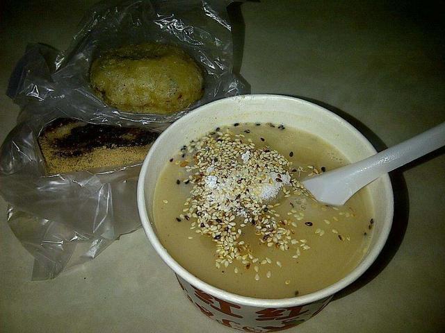 西安的油茶麻花教程怎么做，却成就了西安人最爱的早餐之一