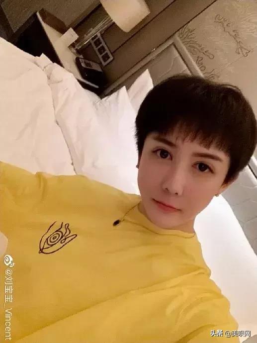 刘梓晨面部填充，日本星二代突变刘梓晨同款“蛇精脸”