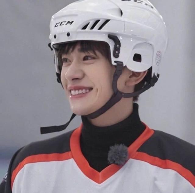 tfboys头像，TFBOYS微信（明星头像壁纸）