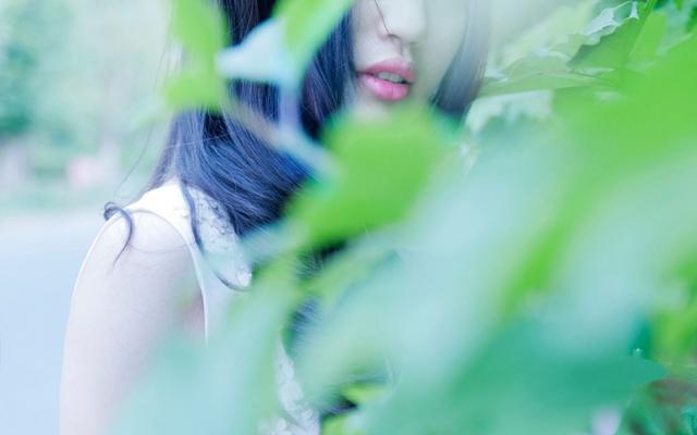 女朋友跟好多人睡过还应该要吗，跟很多人睡过的女人还能要吗（如果你女友有过很多前男友）