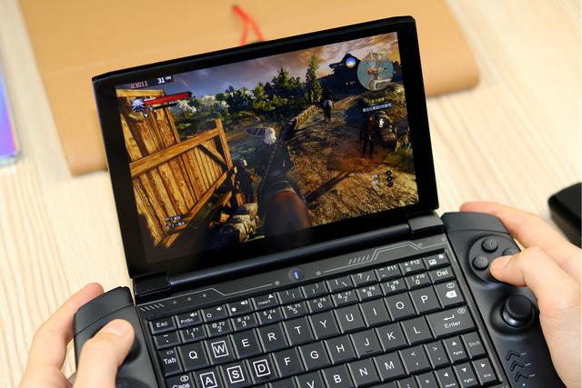 上网本能玩的游戏，好玩的网络电脑游戏有哪些（壹号本7寸迷你游戏本评测）