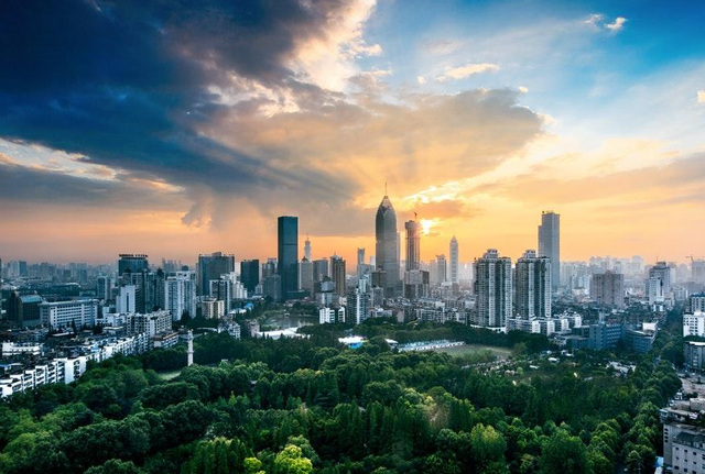 武汉是直辖市吗，武汉市是不是直辖市（武汉将“一飞冲天”）