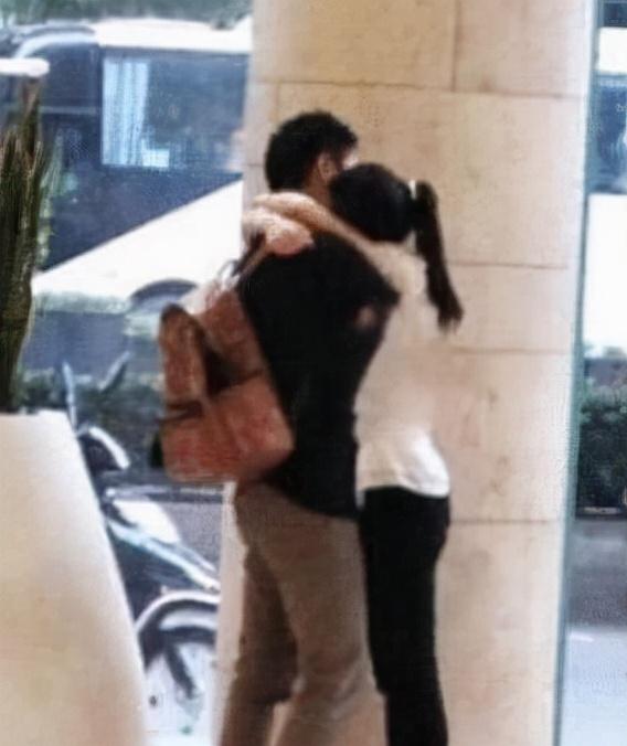 奶茶妹妹章泽天，奶茶妹妹章泽天近照曝光（“奶茶妹妹”章泽天的上位史）