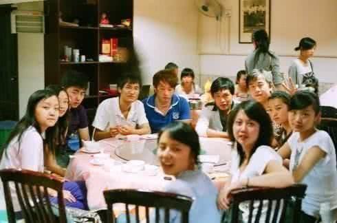 良好的沟通行为有哪些，良好的沟通行为有哪些内容（养成三种和他人交流的好习惯）