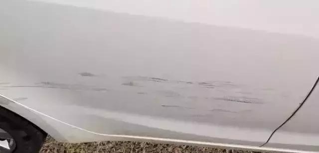 轻微刮蹭私了300划算吗，车辆剐蹭是走保险还是私了划算