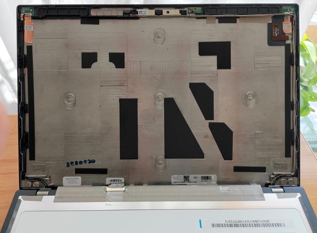 更换显示器在BIOS里怎么设置，换显卡bios要设置（眼睛终于不再受折磨）