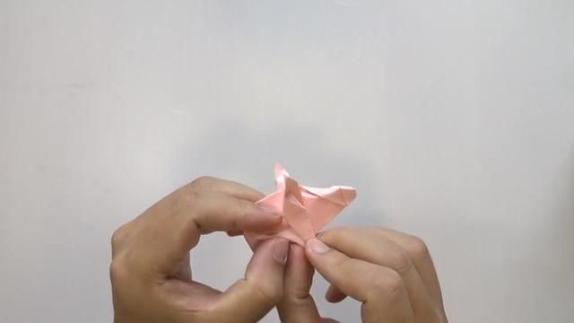 好玩的简单折纸：猪猪的折法，好玩的简单折纸（教你学习如何折纸可爱的小猪）