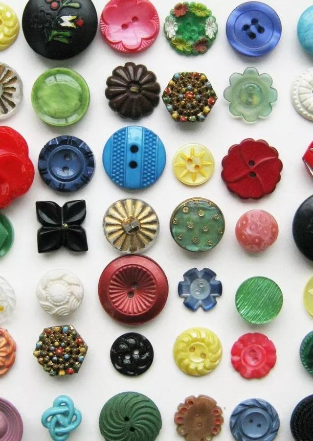 如何打双线纽扣结，单线纽扣结的打法（纽扣的6种缝制方法）