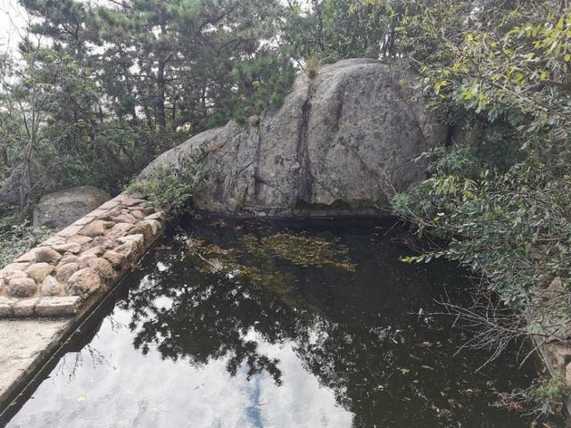 鹤山市属于哪个省哪个地区，鹤山哪里的（北有山东青岛以“石奇”而闻名的鹤山风景区）