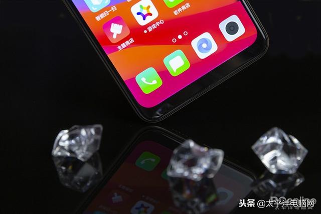 oppor17参数配置，oppor17参数配置详情（谁说靓丽的外观就不能有超大肚量）