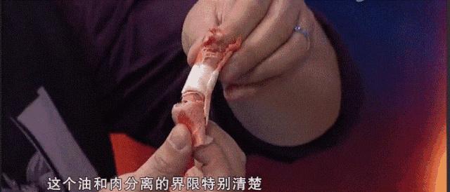 怎样辨别羊肉的真假 教您识别真伪方法，怎样辨别羊肉的真假（只用一招，立马辨别真假羊肉）