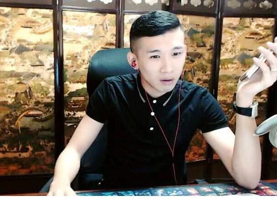 快手最骚的人id，快手怎么搜索别人ID（快手6大被封杀网红现状）