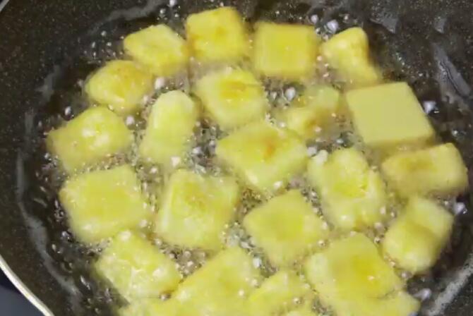 圖片[7]-【黃金雞蛋塊】做法步驟圖 做出來的美味小吃 外酥里嫩-起舞食譜網