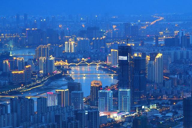 中国三大火炉（中国三大火炉、四大火炉、十大火炉）