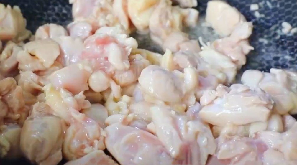 圖片[4]-【佛手瓜燒雞肉】做法步驟圖 試著做來吃了才明白 好處多又美-起舞食譜網(wǎng)