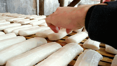 红葱头油盐水蒸金鳞鱼怎么做，全国人民就非吃饺子不可吗