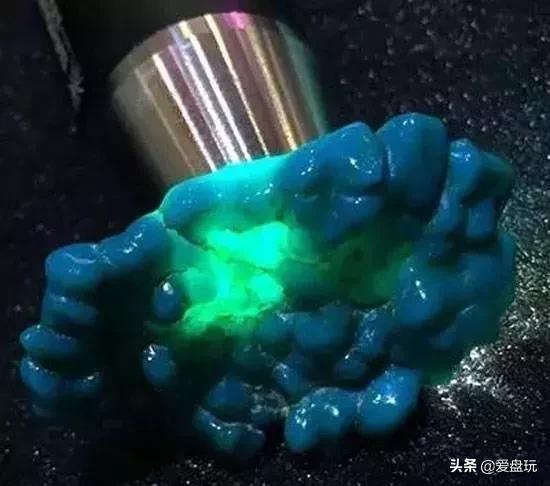 桃核手串的正确盘法（盘了8年的桃核）