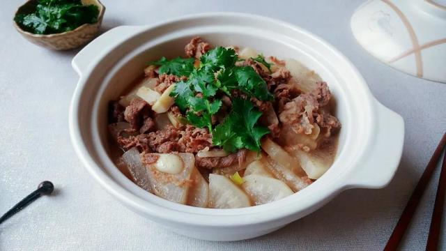 羊肉卷的做法大全，家常羊肉卷火锅简单做法（羊肉卷的做法，已经为您备齐）