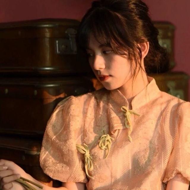 复古耐看的真人小众头像，优质复古女头，真人复古头像