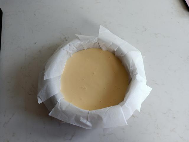 巴斯克芝士蛋糕，巴斯克芝士蛋糕的做法（火遍全网的巴斯克蛋糕）