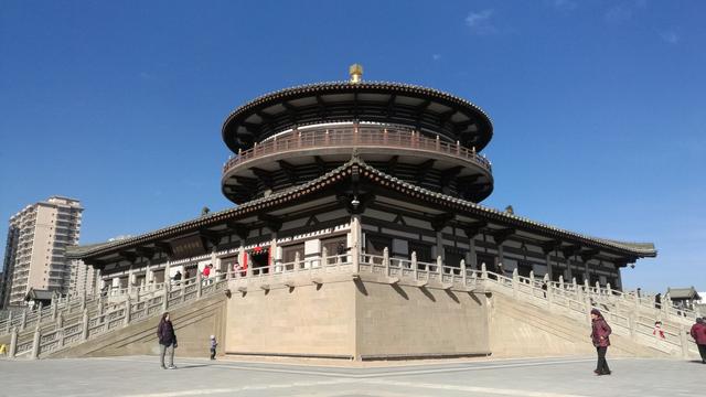 北魏的都城是在平城还是洛阳，从平城到洛阳的北魏是什么改革（北魏风韵，千年平城话明堂）