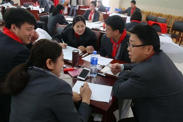 厂加一笔是什么字，厂加一笔可以变成什么字（求职者一番话让面试官竖起大拇指）