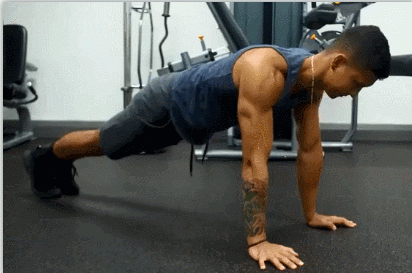 肩胛骨突出，肩胛骨突出图片（4个动作帮你改善）