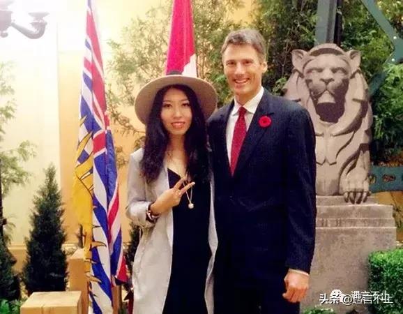 曲婉婷怎么销声匿迹了，曲婉婷怎么没消息了（登上头条的背后是...）