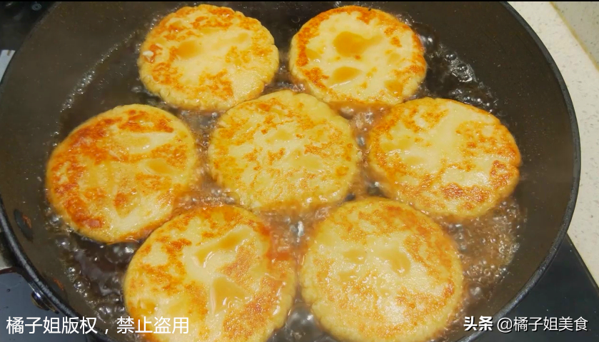 圖片[7]-【黃豆紅糖糯米餅】做法步驟圖 非常美味 吃一次就會(huì)喜歡上-起舞食譜網(wǎng)