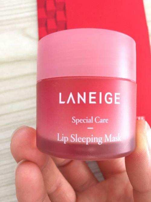 兰芝唇膜好用吗，唇膜是口红之后用还是之前（兰芝系列的唇膜面膜大测评）