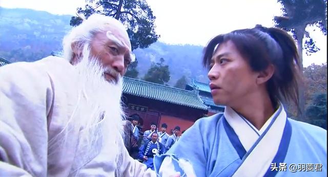 新倚天张三丰教张无忌太极剑，为何不担心别人也学会他这门绝学呢