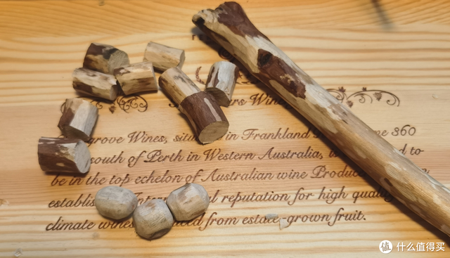 乌木手串怎么辨别真假，乌木手串真假鉴别（万物皆可盘：万字长文）