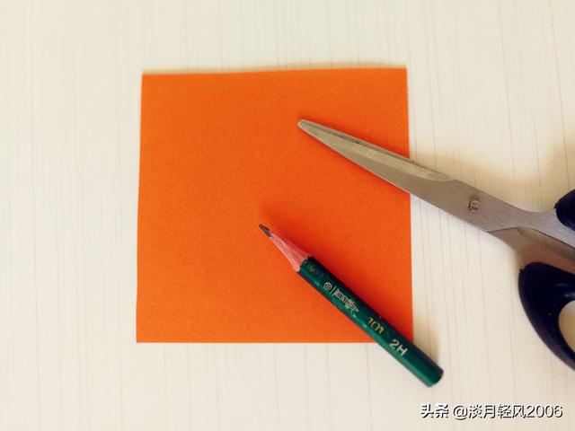 剪窗花的详细步骤图，初学者拿来练手的窗花剪纸教程（我们一起剪窗花）