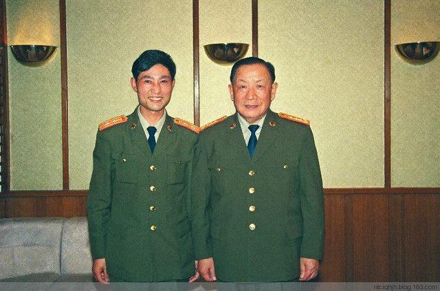 迟浩天田将军简介浩，迟浩田简历（他本是许世友手下的兵油子）