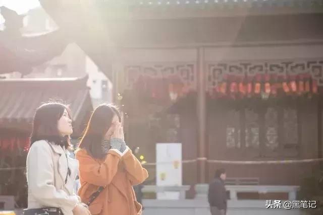 文殊菩萨最忌讳什么,属兔人最忌讳什么颜色(生理期不能进寺院) 文殊菩萨最忌讳什么,属兔人最忌讳什么颜色(生理期不能进寺院)