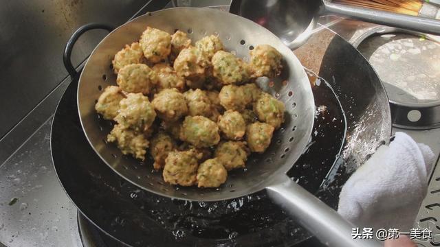 白萝卜丸子怎么炸好吃酥脆，白萝卜丸子又酥又脆的做法（原来调馅有技巧）