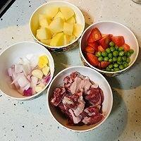 手抓羊肉饭的做法，手抓羊肉饭各种做法（电饭煲就能做的手抓羊肉饭）