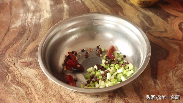 鲤鱼能做酸菜鱼吗，学会这个小技巧