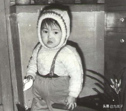 郝蕾给邓超颁奖是什么节目，郝蕾给邓超颁奖视频回放（禁片背后的女人郝蕾）