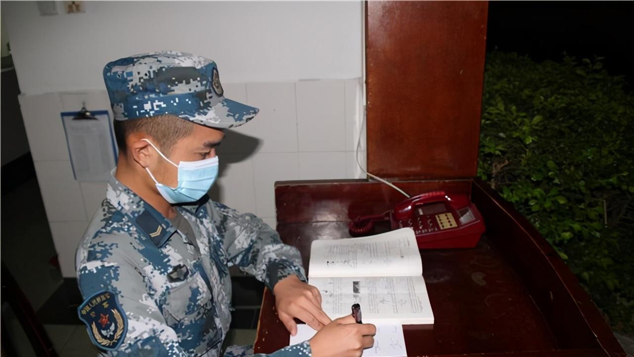 军校考试都考什么科目（部队考军校有几种不同的方式）