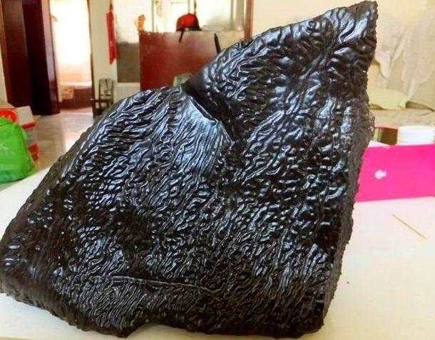 泥石也称为古陶石,各地都有分布,以新疆和黄河产