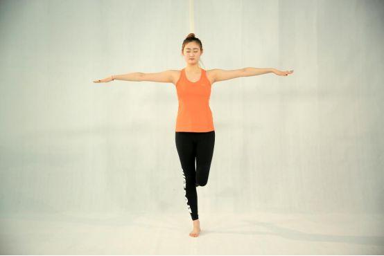 变向是什么意思，xxs是什么意思（每个跑友都应该看一看的崴脚知识）