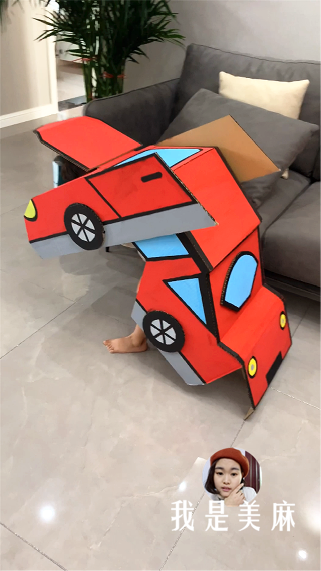 怎么做机器人，怎么做机器人手工制作（这个爸爸做了个变形金刚）