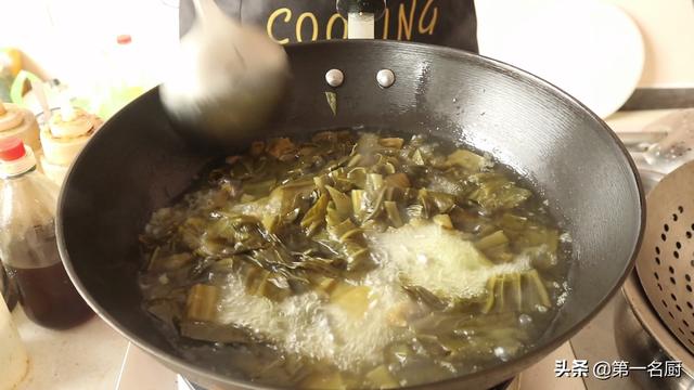 鲤鱼能做酸菜鱼吗，学会这个小技巧