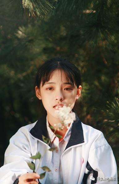 超甜高颜女头  虞佳瑞，微信头像，超甜高颜女头  虞佳瑞（因一张打篮球照爆火的漫画脸太好看了）