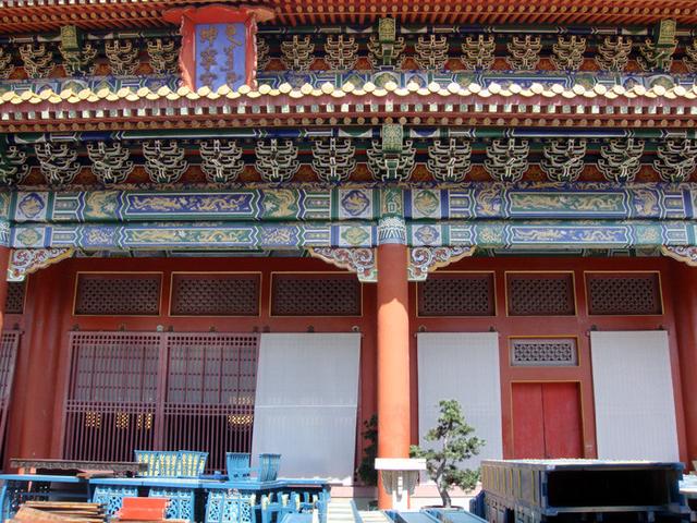 乾清宫和坤宁宫中间是什么宫，乾清宫与坤宁宫,中间的是什么（探寻北京老建筑）