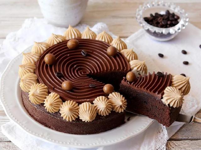 可可粉是什么，美味好搭档，烘焙里的可可粉（碱化可可粉是什么）