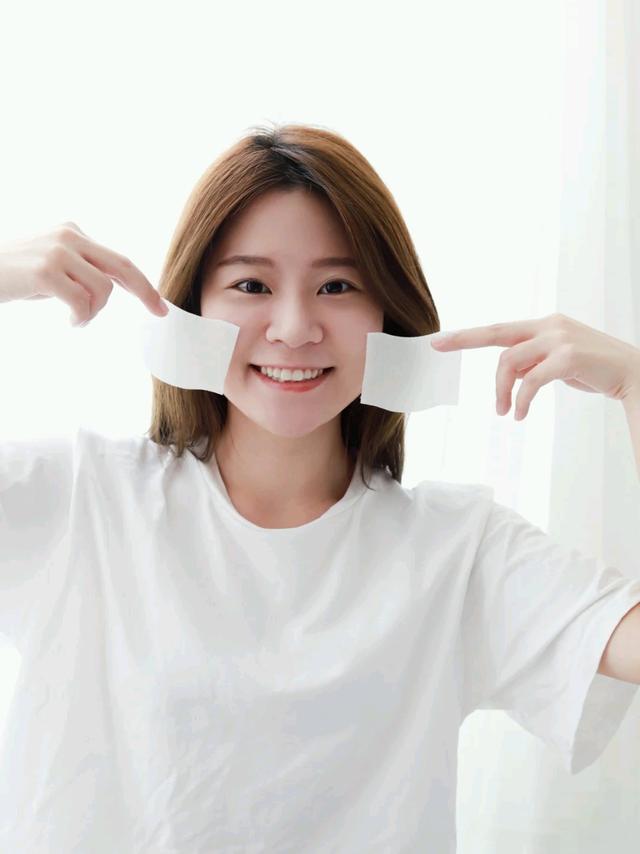 雅诗兰黛红石榴系列，雅诗兰黛红石榴系列适合什么肤质（敏感皮别用粉水）