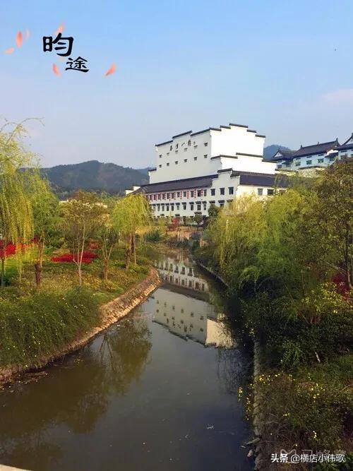 横店附近的旅游景点，横店周边景点（浙江省横店镇有哪些景点）